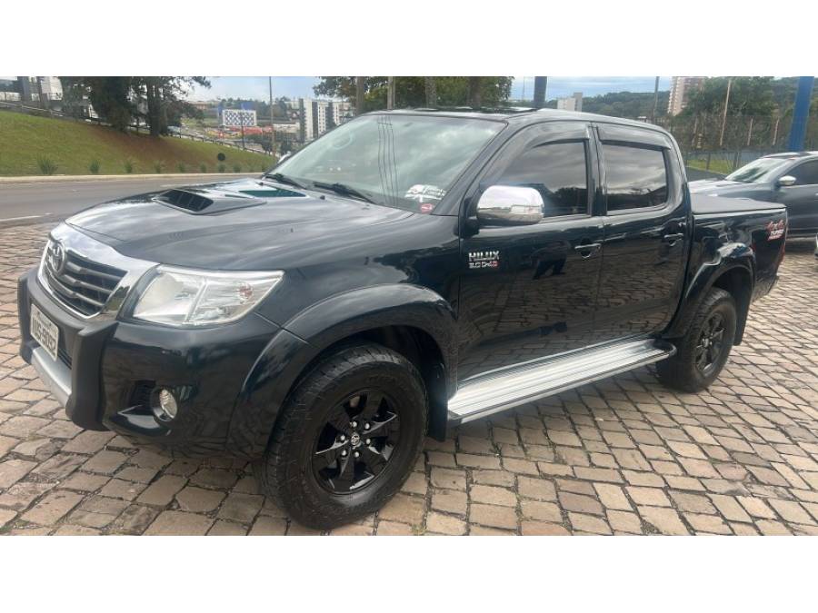 TOYOTA - HILUX - 2013/2013 - Preta - R$ 139.000,00