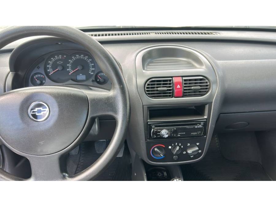 CHEVROLET - MONTANA - 2009/2010 - Prata - R$ 37.000,00