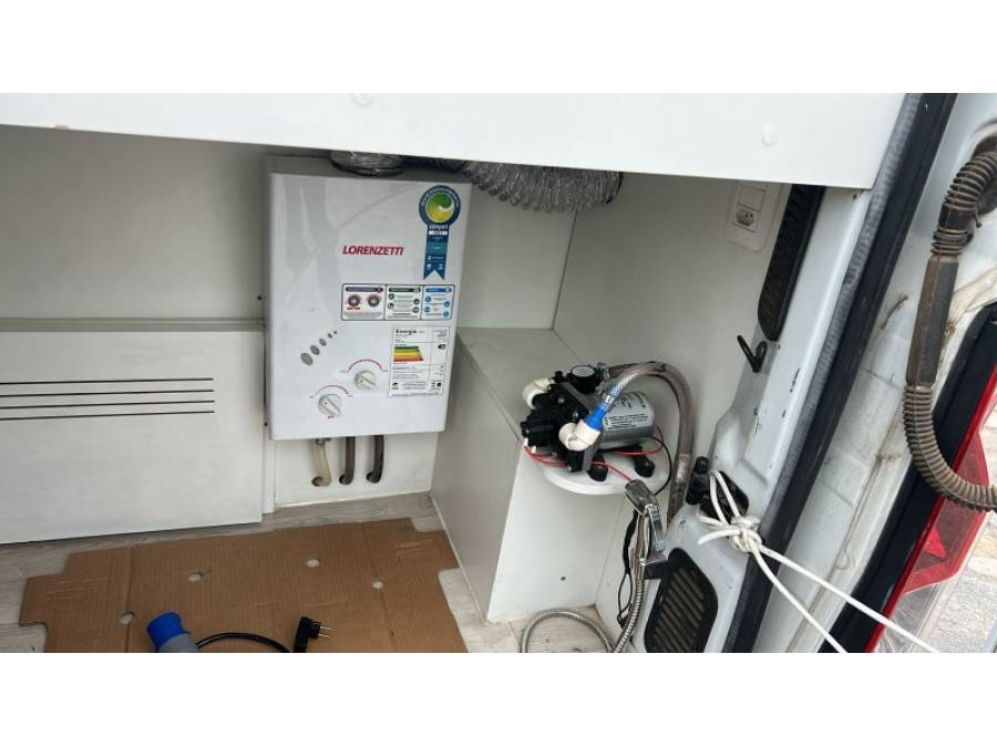 RENAULT - MASTER - 2014/2015 - Branca - R$ 270.000,00