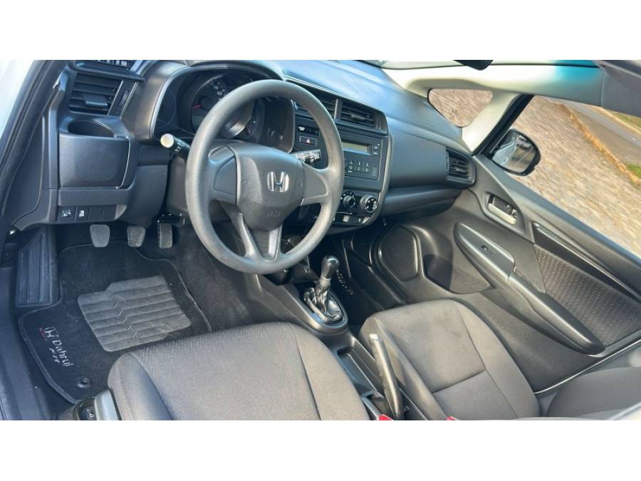 HONDA - FIT - 2021/2021 - Branca - R$ 79.900,00