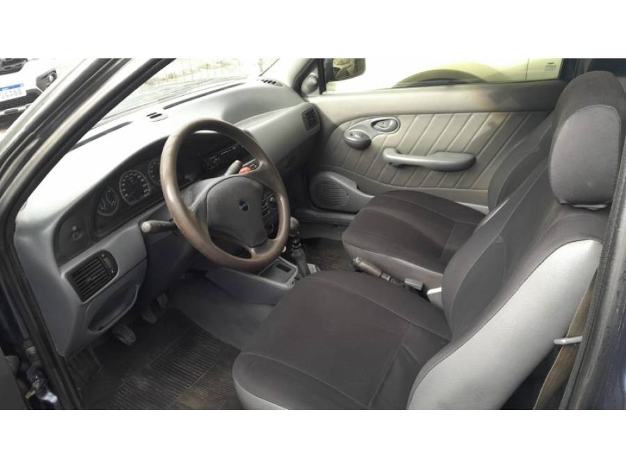 FIAT - STRADA - 1999/1999 - Azul - R$ 25.000,00