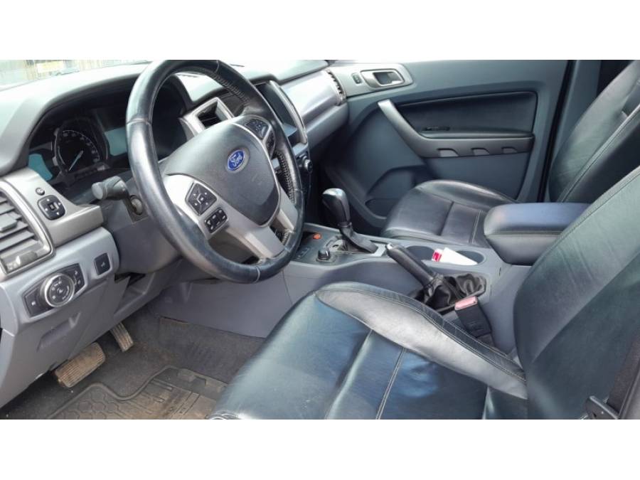 FORD - RANGER - 2017/2018 - Vermelha - R$ 120.000,00