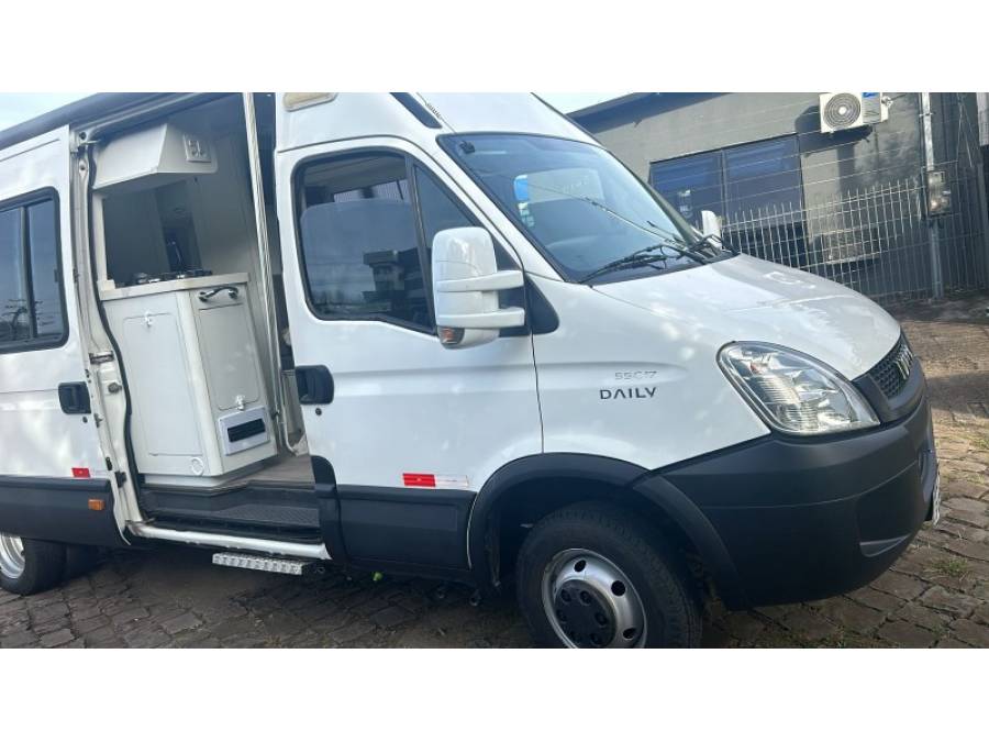 IVECO - DAILY - 2014/2014 - Branca - R$ 380.000,00