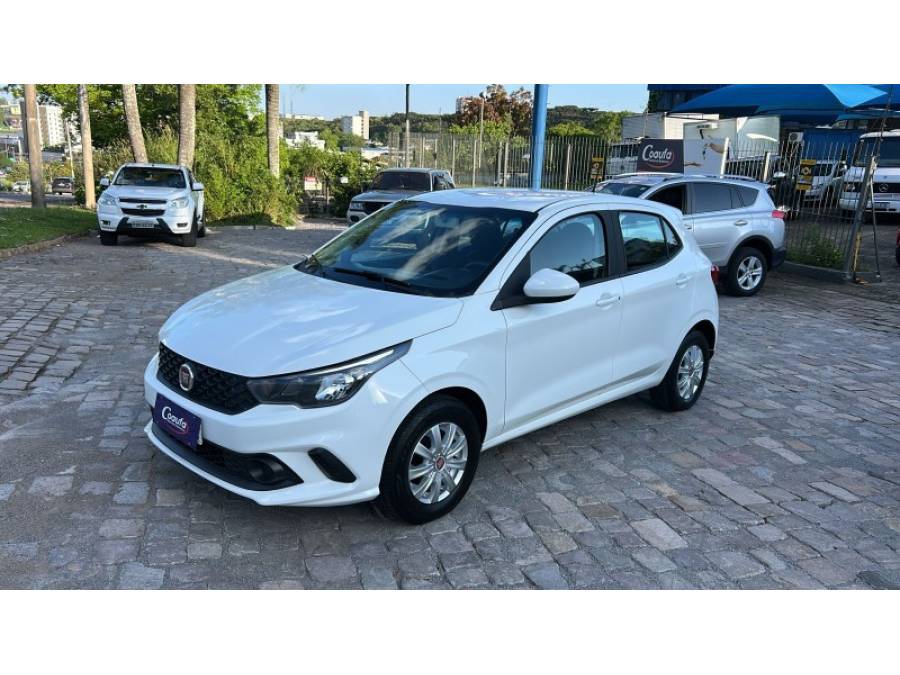 FIAT - ARGO - 2018/2018 - Branca - R$ 51.900,00