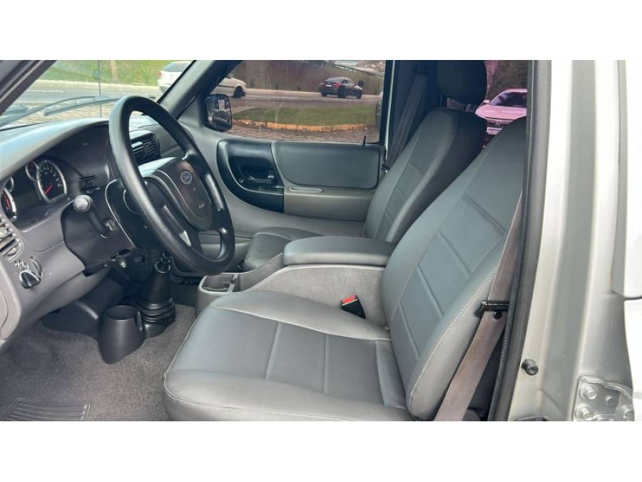 FORD - RANGER - 2007/2008 - Prata - R$ 69.900,00