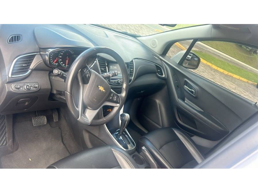 CHEVROLET - TRACKER - 2018/2018 - Branca - R$ 92.000,00