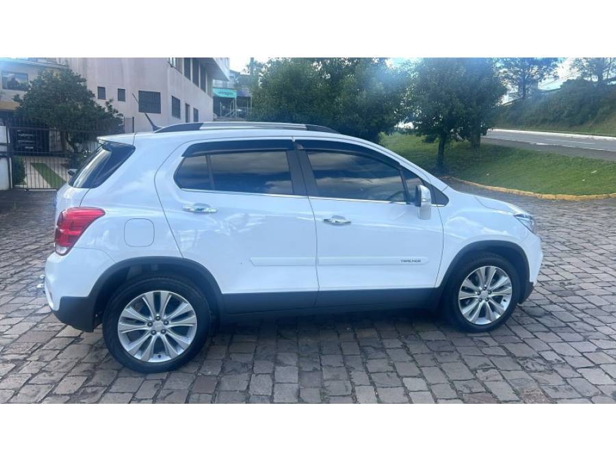 CHEVROLET - TRACKER - 2018/2018 - Branca - R$ 92.000,00