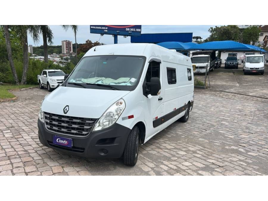 RENAULT - MASTER - 2014/2015 - Branca - R$ 270.000,00