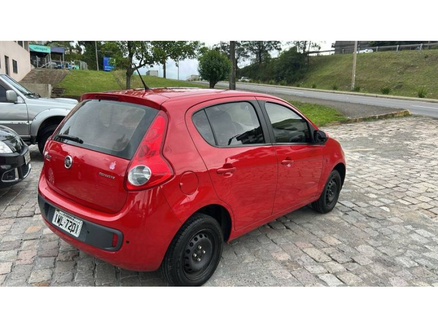 FIAT - PALIO - 2015/2015 - Vermelha - R$ 39.900,00