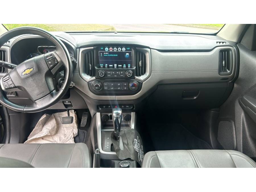 CHEVROLET - S10 - 2018/2019 - Cinza - R$ 167.000,00