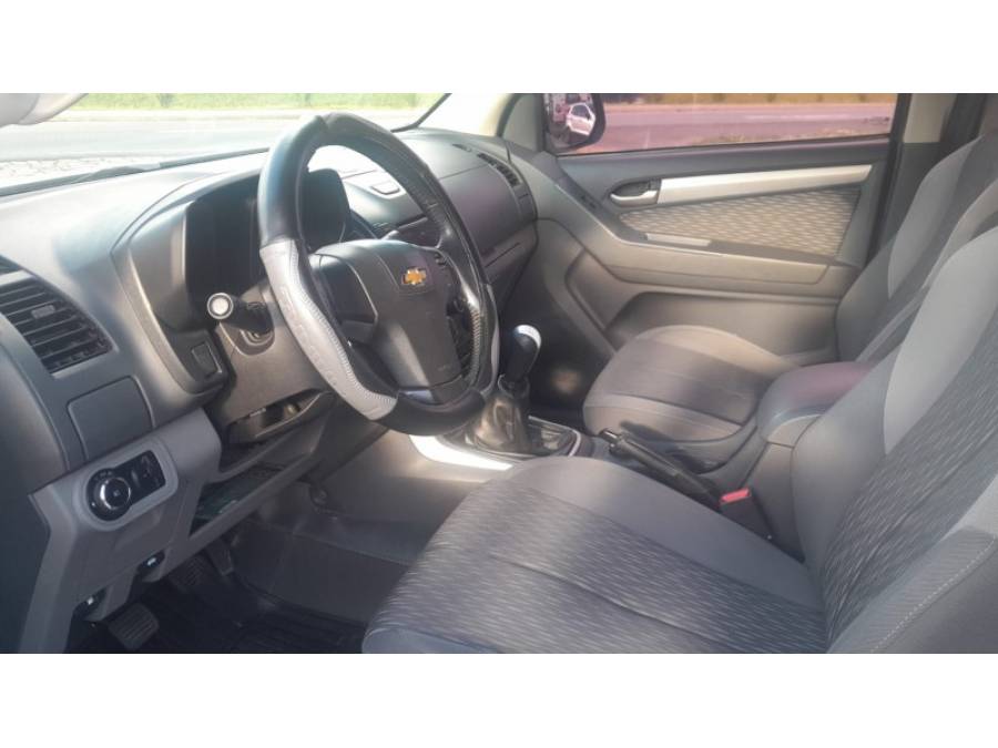 CHEVROLET - S10 - 2012/2013 - Branca - R$ 112.000,00