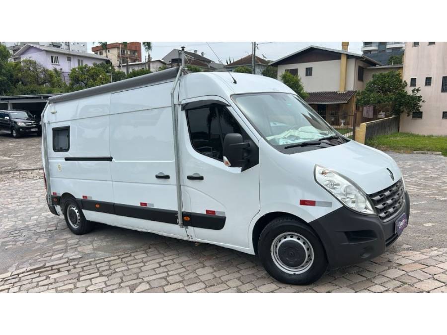 RENAULT - MASTER - 2014/2015 - Branca - R$ 270.000,00