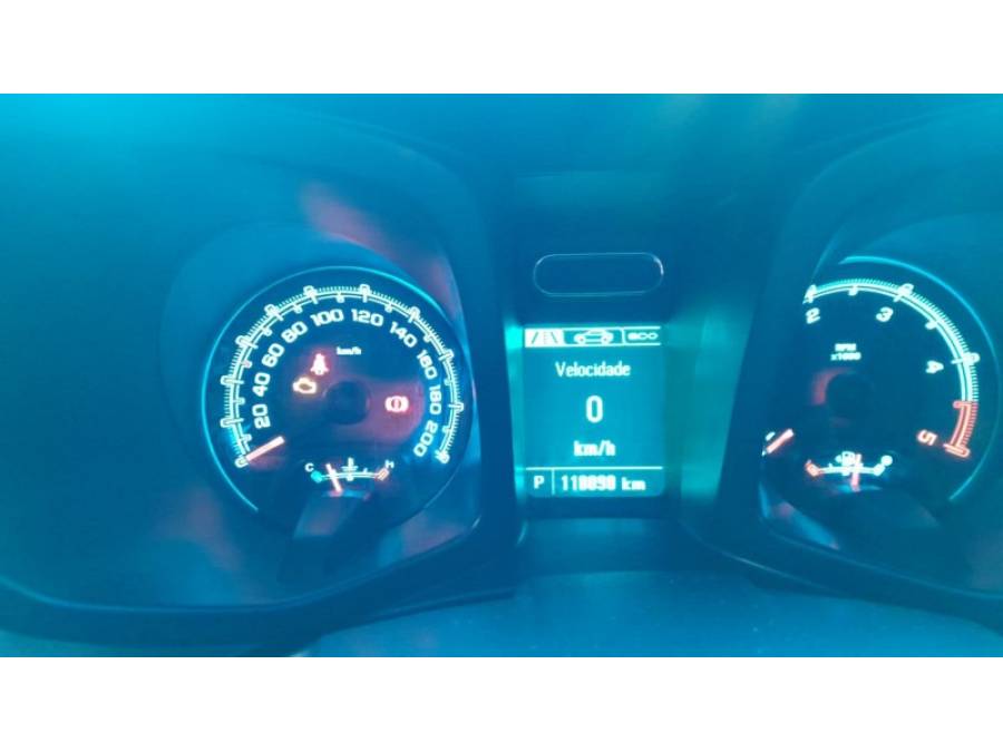 CHEVROLET - S10 - 2016/2016 - Vermelha - R$ 138.900,00