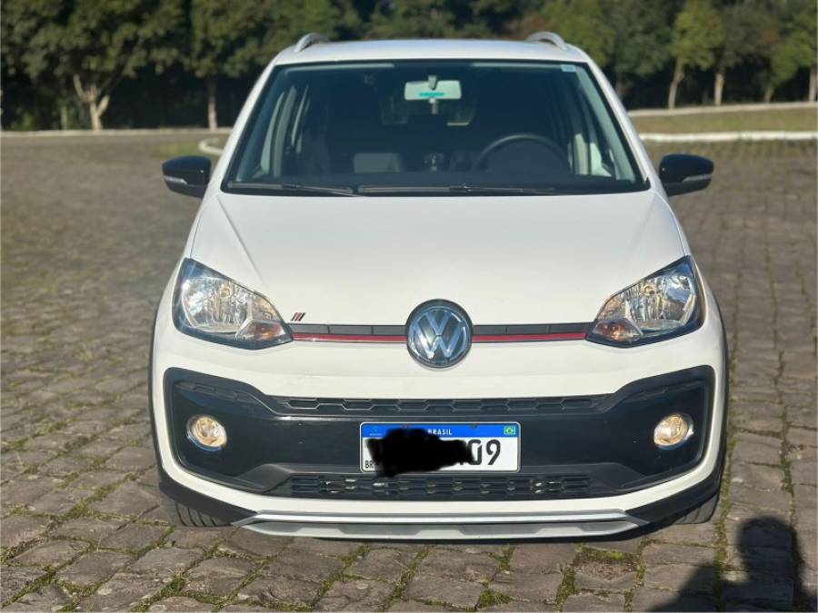 VOLKSWAGEN - UP - 2020/2020 - Branca - R$ 73.000,00
