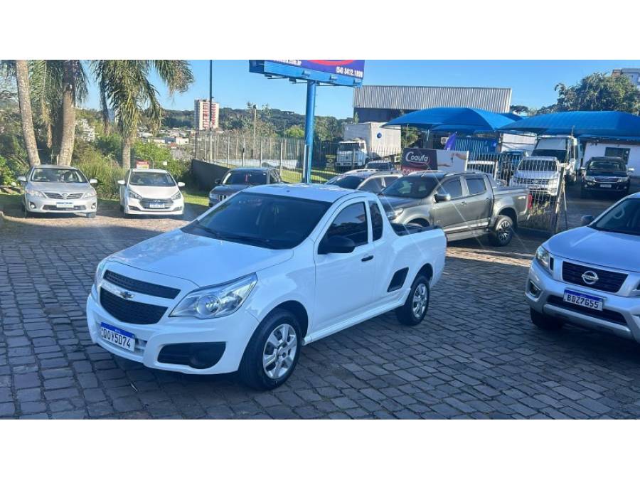 CHEVROLET - MONTANA - 2018/2019 - Branca - R$ 55.000,00