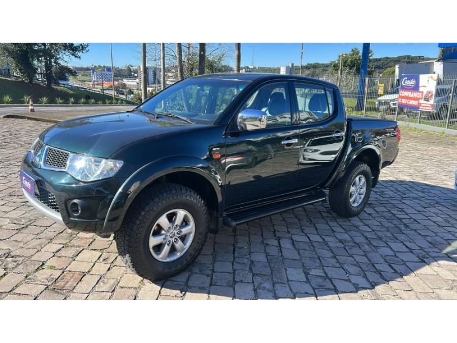 MITSUBISHI - L200 TRITON - 2012/2012 - Verde - R$ 112.900,00