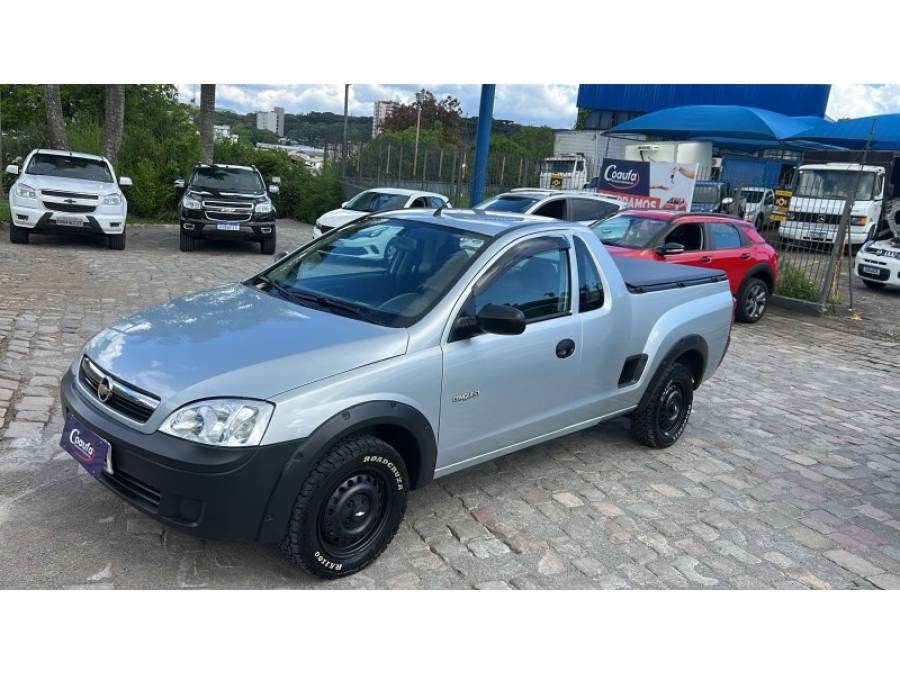 CHEVROLET - MONTANA - 2009/2010 - Prata - R$ 37.000,00