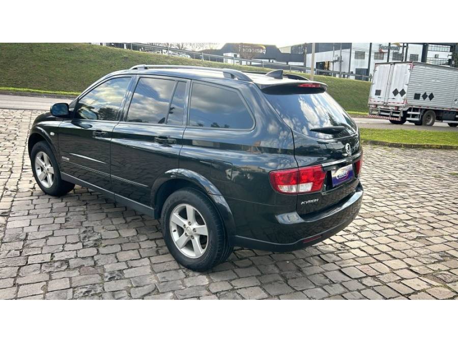 SSANGYONG - KYRON - 2010/2011 - Preta - R$ 42.000,00