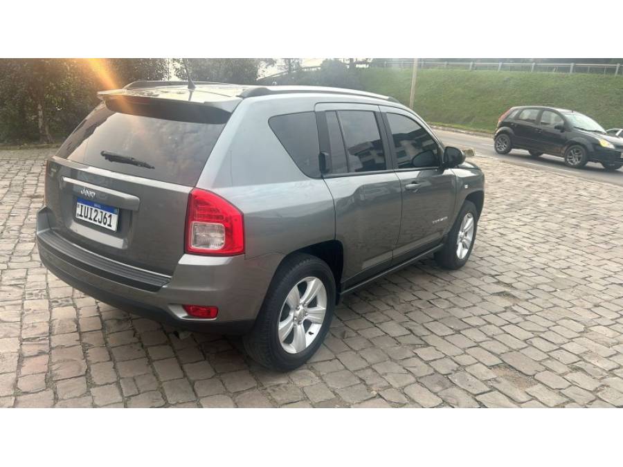 JEEP - COMPASS - 2012/2013 - Cinza - R$ 54.900,00