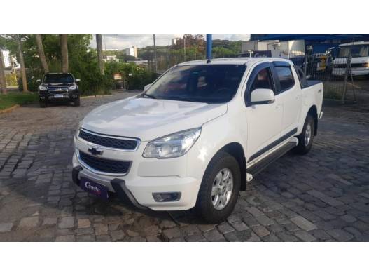 CHEVROLET - S10 - 2012/2013 - Branca - R$ 112.000,00