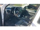 TOYOTA - HILUX - 2024/2024 - Branca - R$ 272.000,00