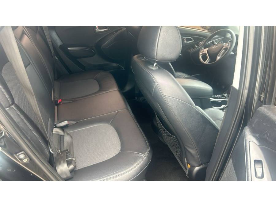 HYUNDAI - IX35 - 2015/2015 - Preta - R$ 71.000,00