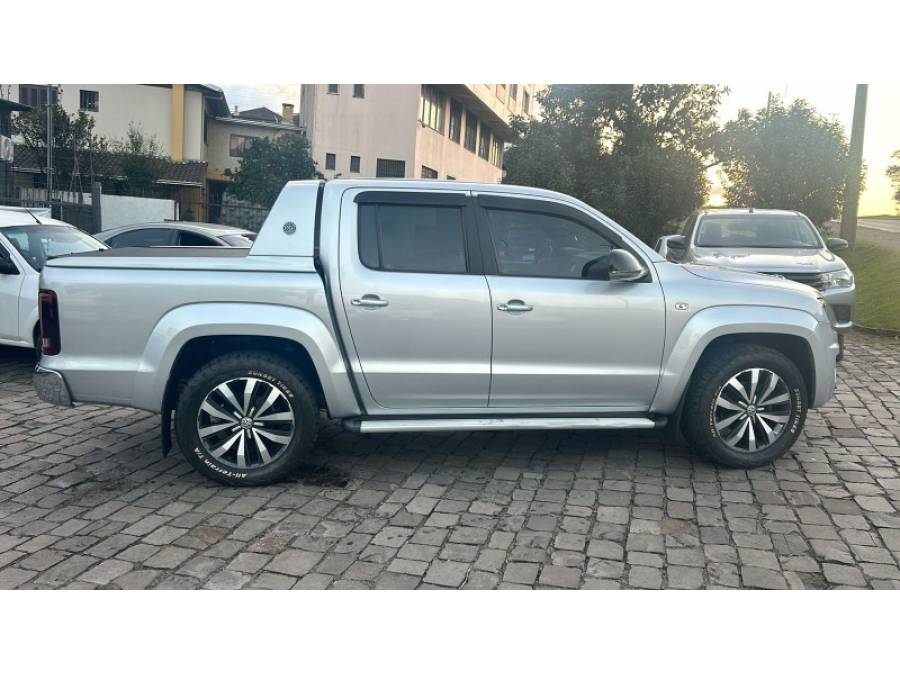 VOLKSWAGEN - AMAROK - 2019/2019 - Prata - R$ 178.000,00