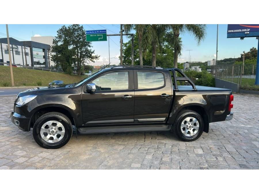 CHEVROLET - S10 - 2014/2014 - Cinza - R$ 94.000,00