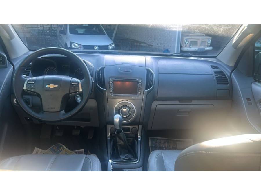 CHEVROLET - S10 - 2014/2014 - Cinza - R$ 99.000,00