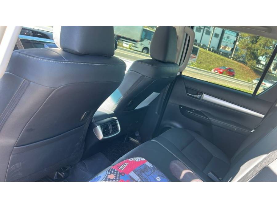 TOYOTA - HILUX - 2024/2024 - Branca - R$ 272.000,00