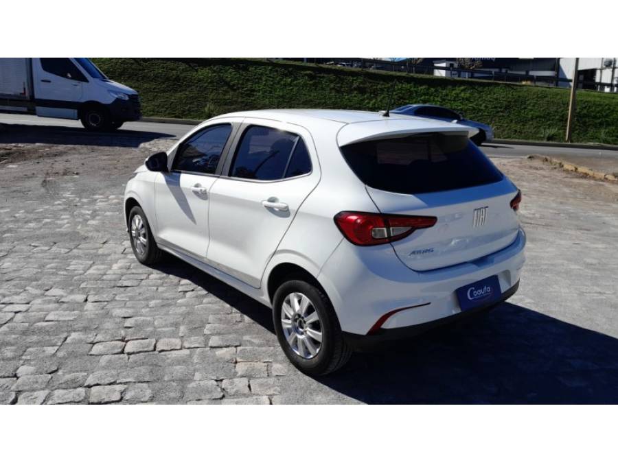 FIAT - ARGO - 2018/2018 - Branca - R$ 47.000,00