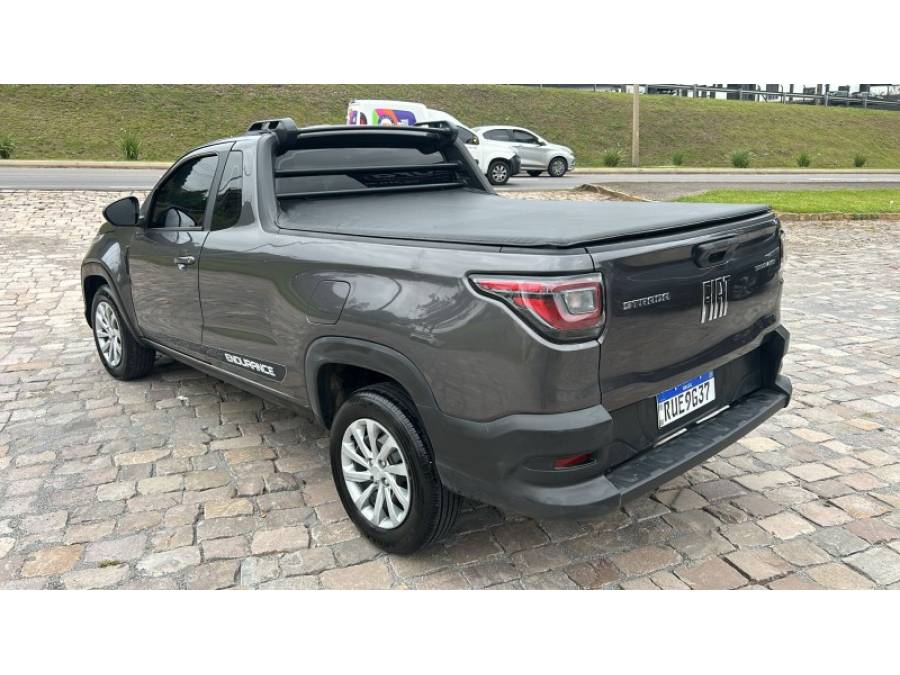 FIAT - STRADA - 2022/2022 - Cinza - R$ 73.000,00