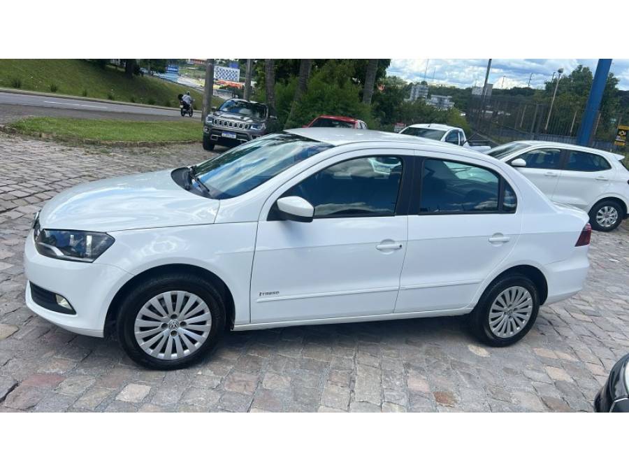 VOLKSWAGEN - VOYAGE - 2014/2014 - Branca - R$ 39.000,00