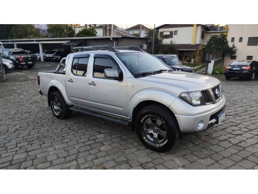 NISSAN - FRONTIER - 2013/2013 - Prata - R$ 89.000,00