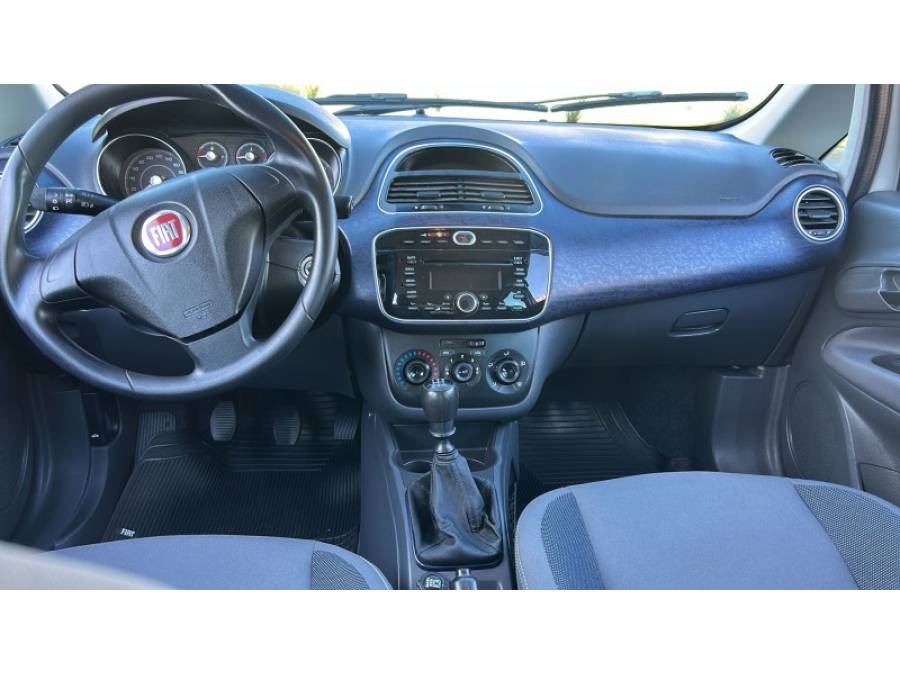 FIAT - PUNTO - 2013/2013 - Branca - R$ 41.900,00