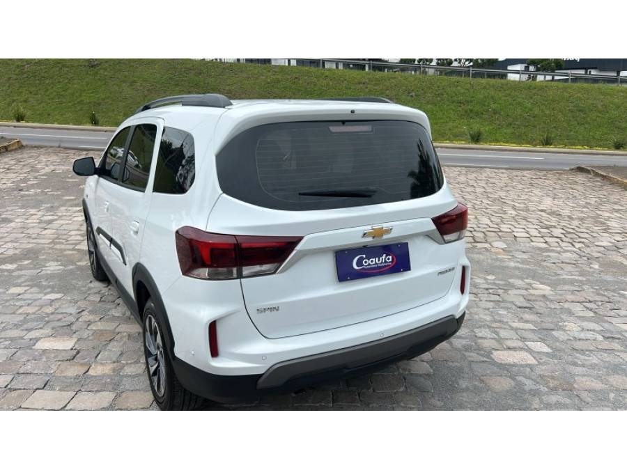 CHEVROLET - SPIN - 2024/2025 - Branca - R$ 138.000,00