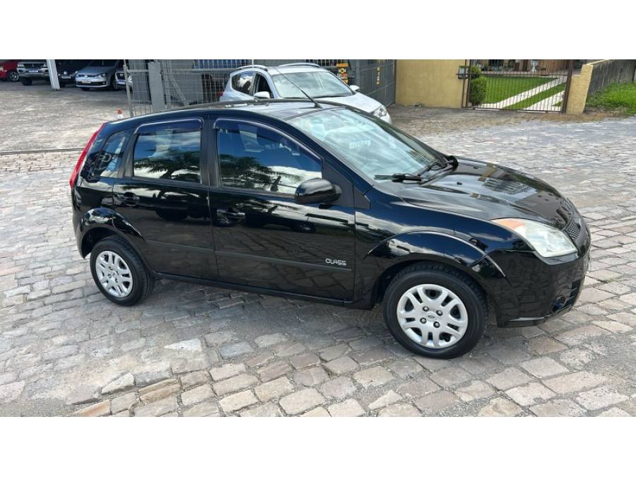 FORD - FIESTA - 2010/2010 - Preta - R$ 28.900,00